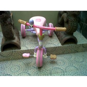 Sepeda Pink ELC